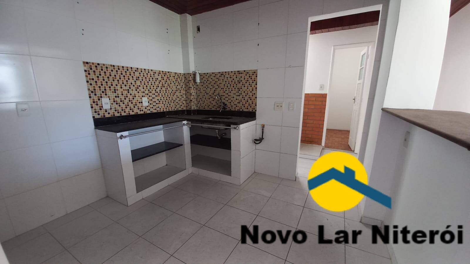 Apartamento à venda com 2 quartos, 70m² - Foto 37