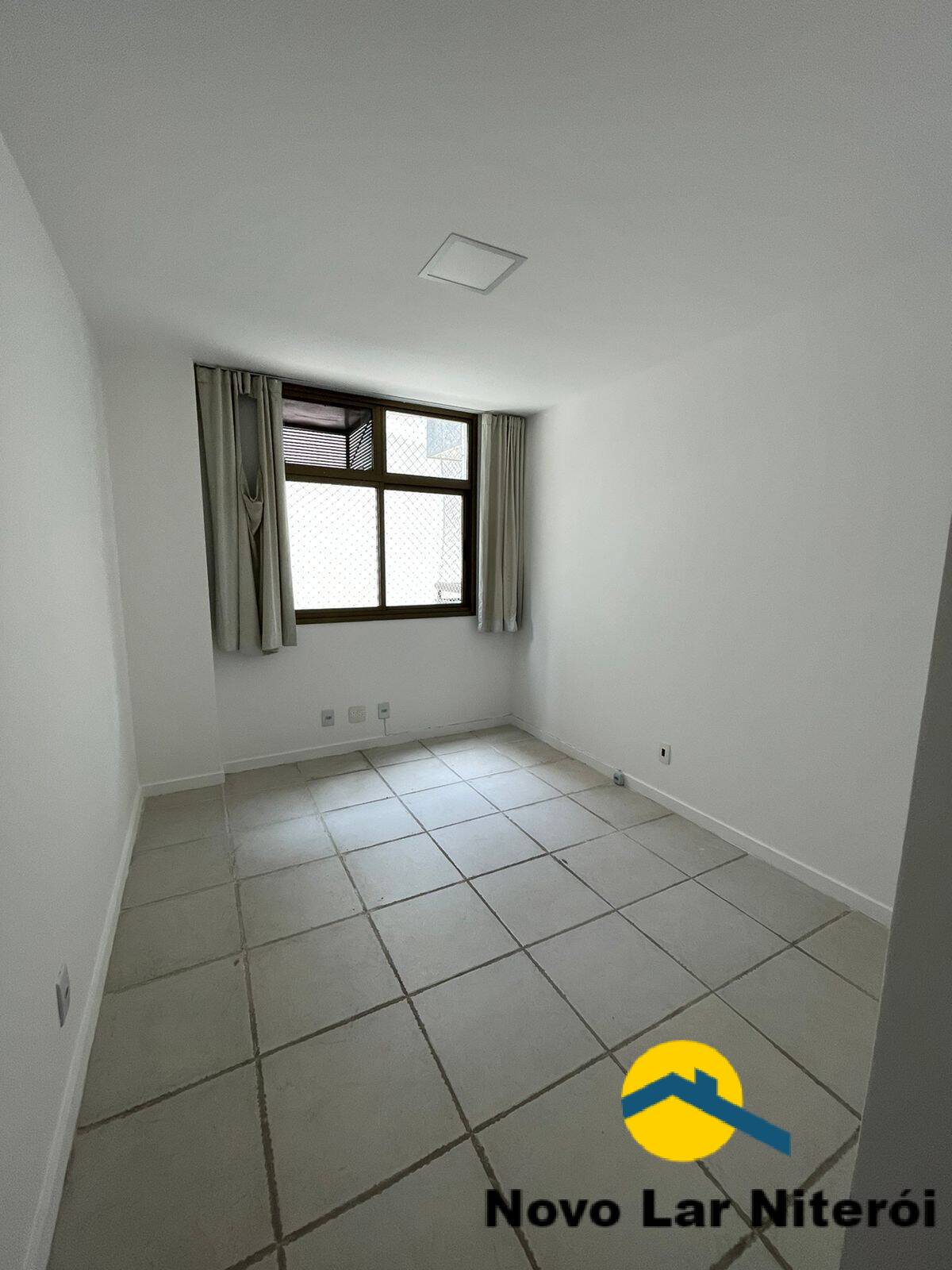 Apartamento à venda com 2 quartos, 80m² - Foto 31