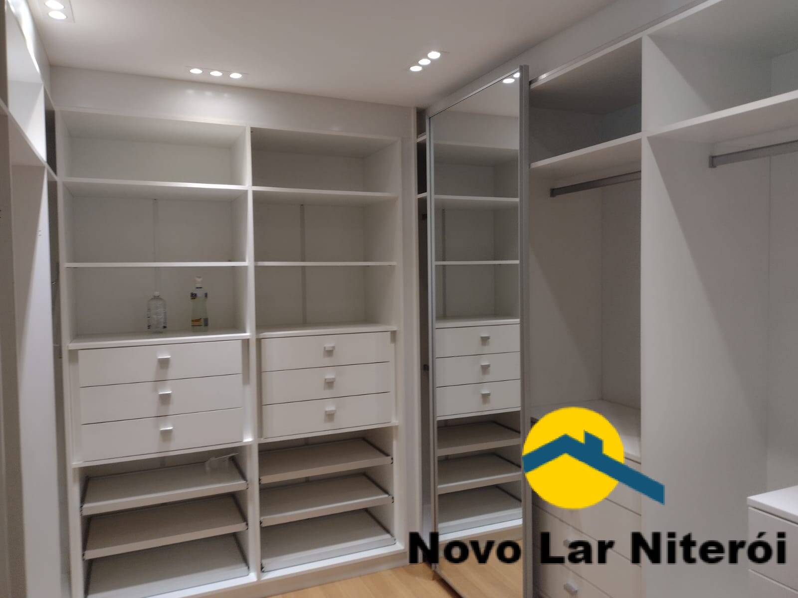 Apartamento à venda com 4 quartos, 202m² - Foto 25