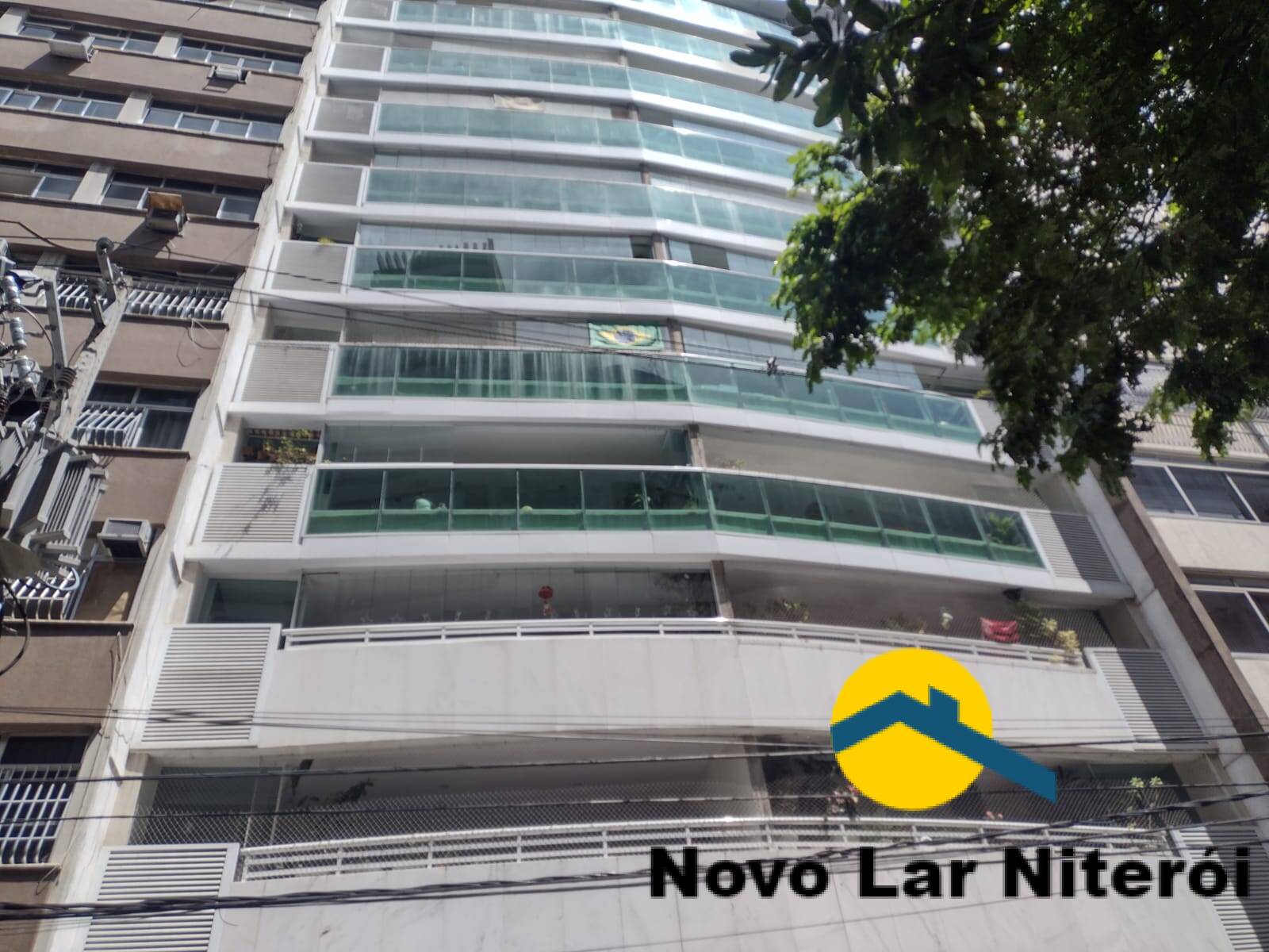 Apartamento à venda com 4 quartos, 202m² - Foto 52