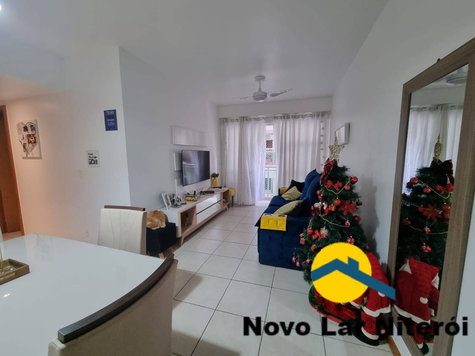 Apartamento à venda com 2 quartos, 70m² - Foto 1