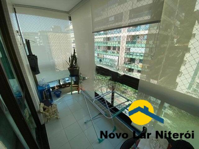 Apartamento à venda com 2 quartos, 90m² - Foto 2