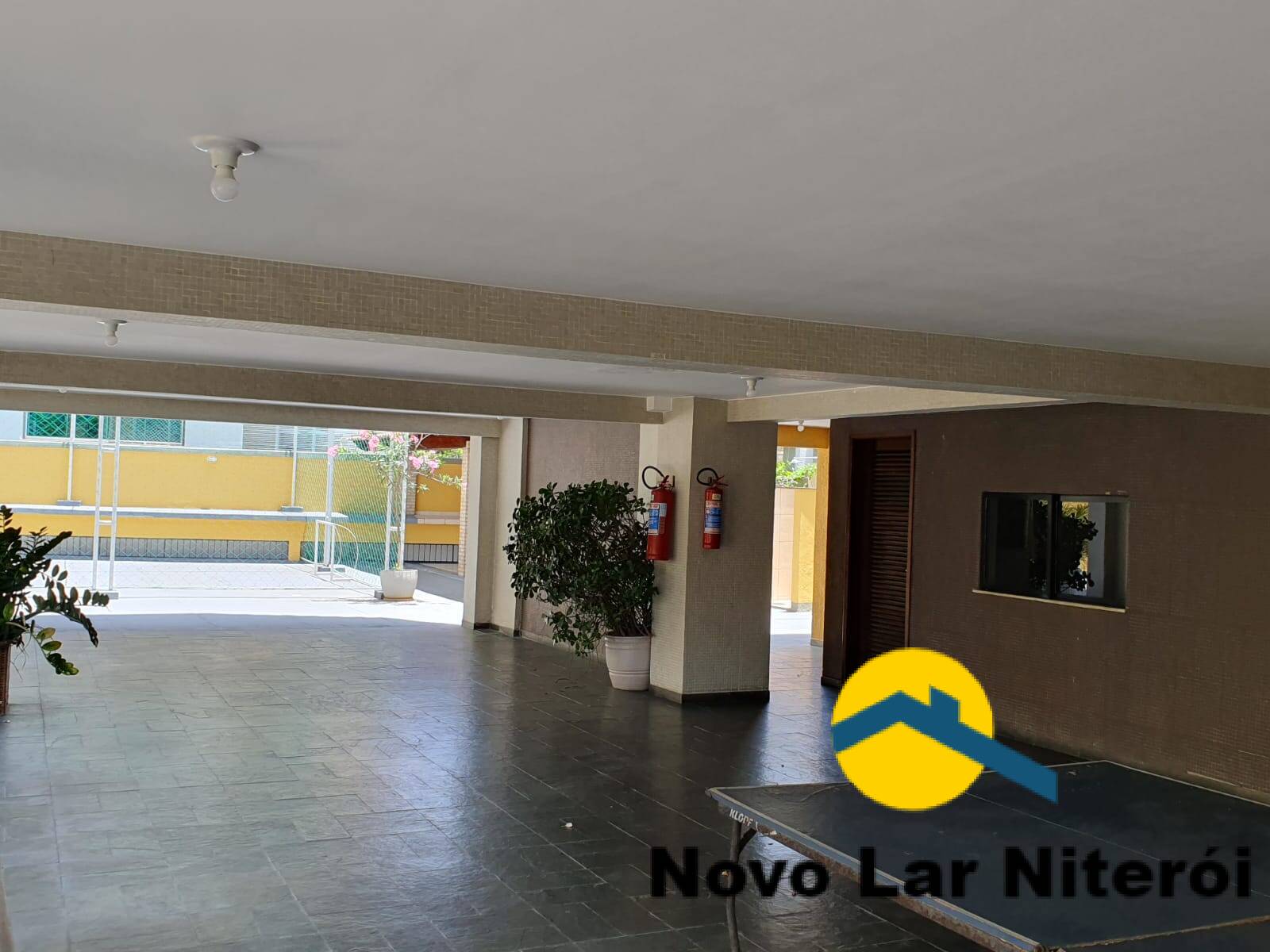 Apartamento à venda com 3 quartos, 215m² - Foto 29