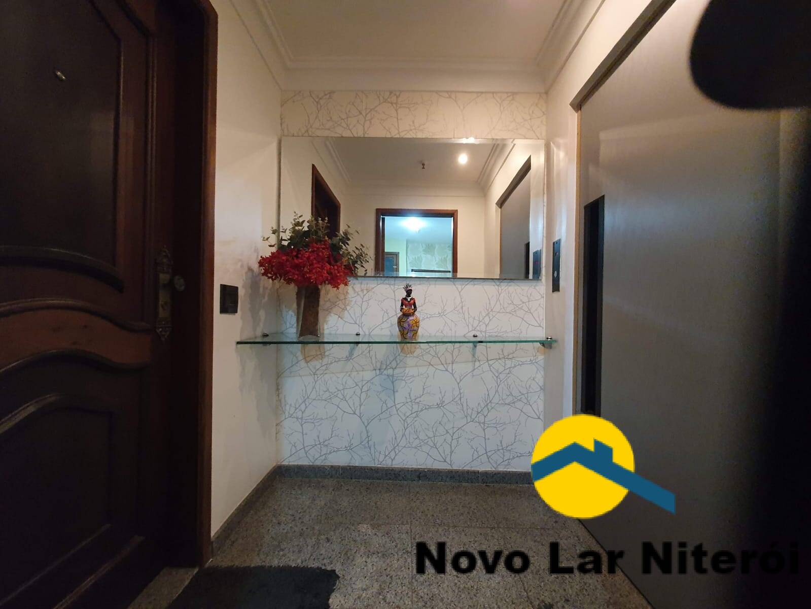 Apartamento à venda com 3 quartos, 215m² - Foto 26