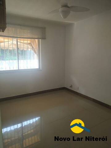 Apartamento à venda com 2 quartos, 75m² - Foto 1