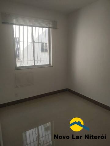 Apartamento à venda com 2 quartos, 75m² - Foto 11