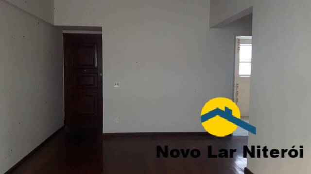 Apartamento à venda com 3 quartos, 140m² - Foto 2