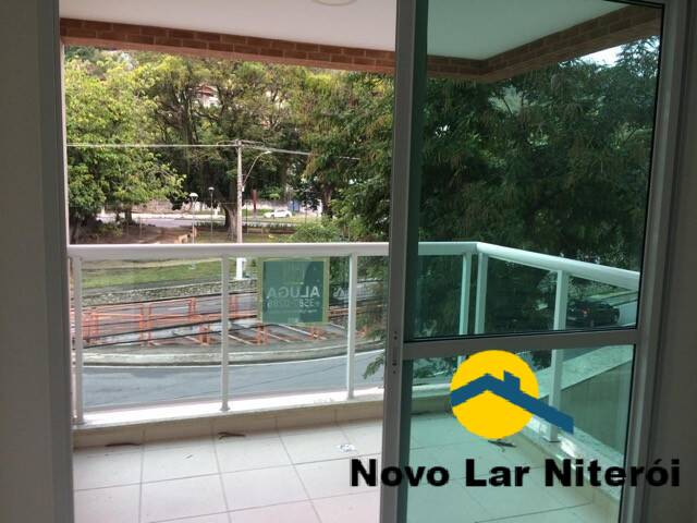 Apartamento à venda com 2 quartos, 80m² - Foto 2