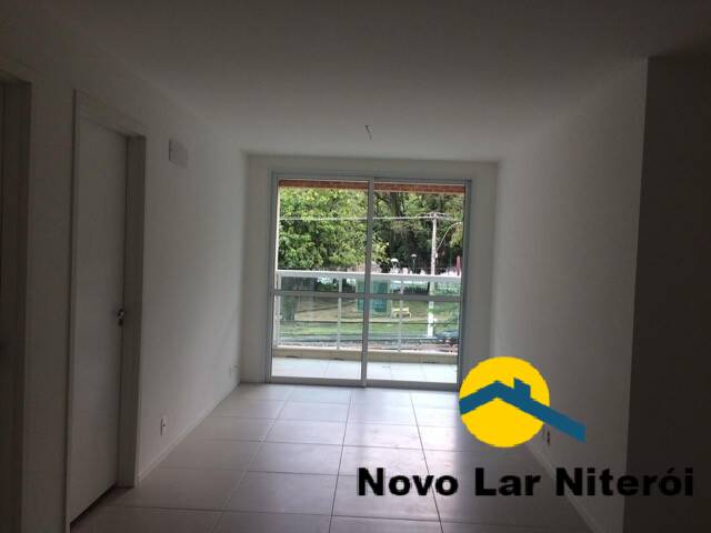 Apartamento à venda com 2 quartos, 80m² - Foto 1