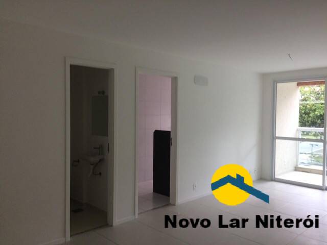 Apartamento à venda com 2 quartos, 80m² - Foto 3