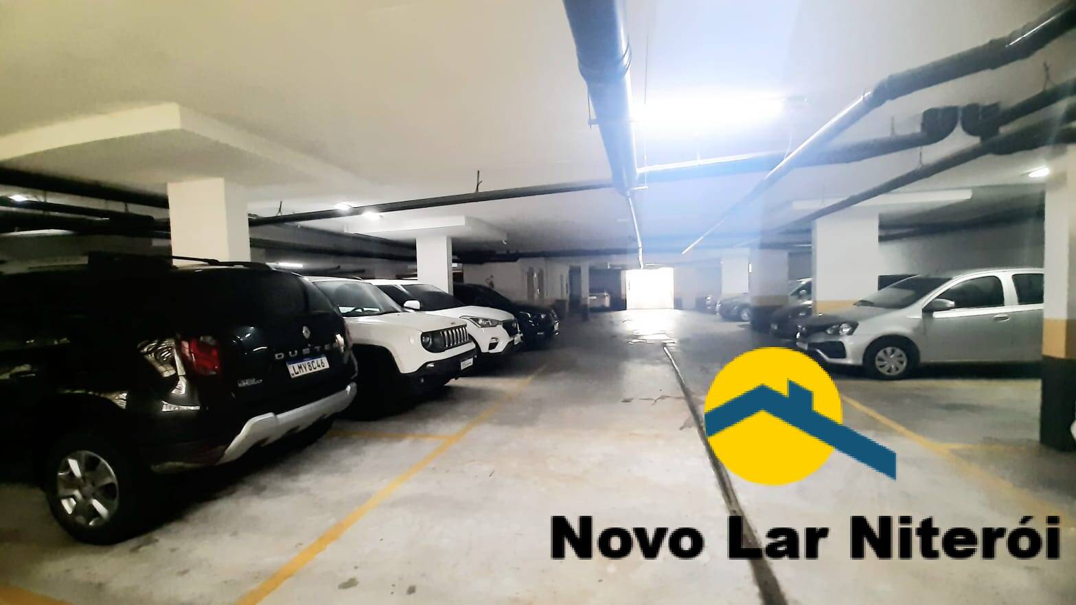 Apartamento à venda com 2 quartos, 80m² - Foto 23