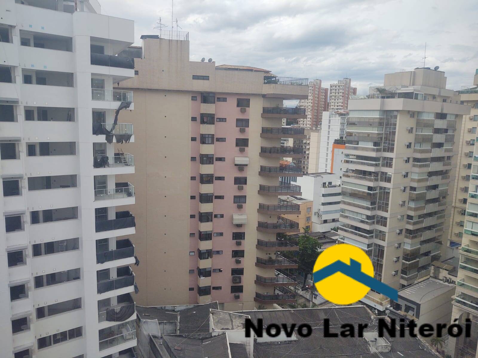 Apartamento à venda com 3 quartos, 130m² - Foto 3