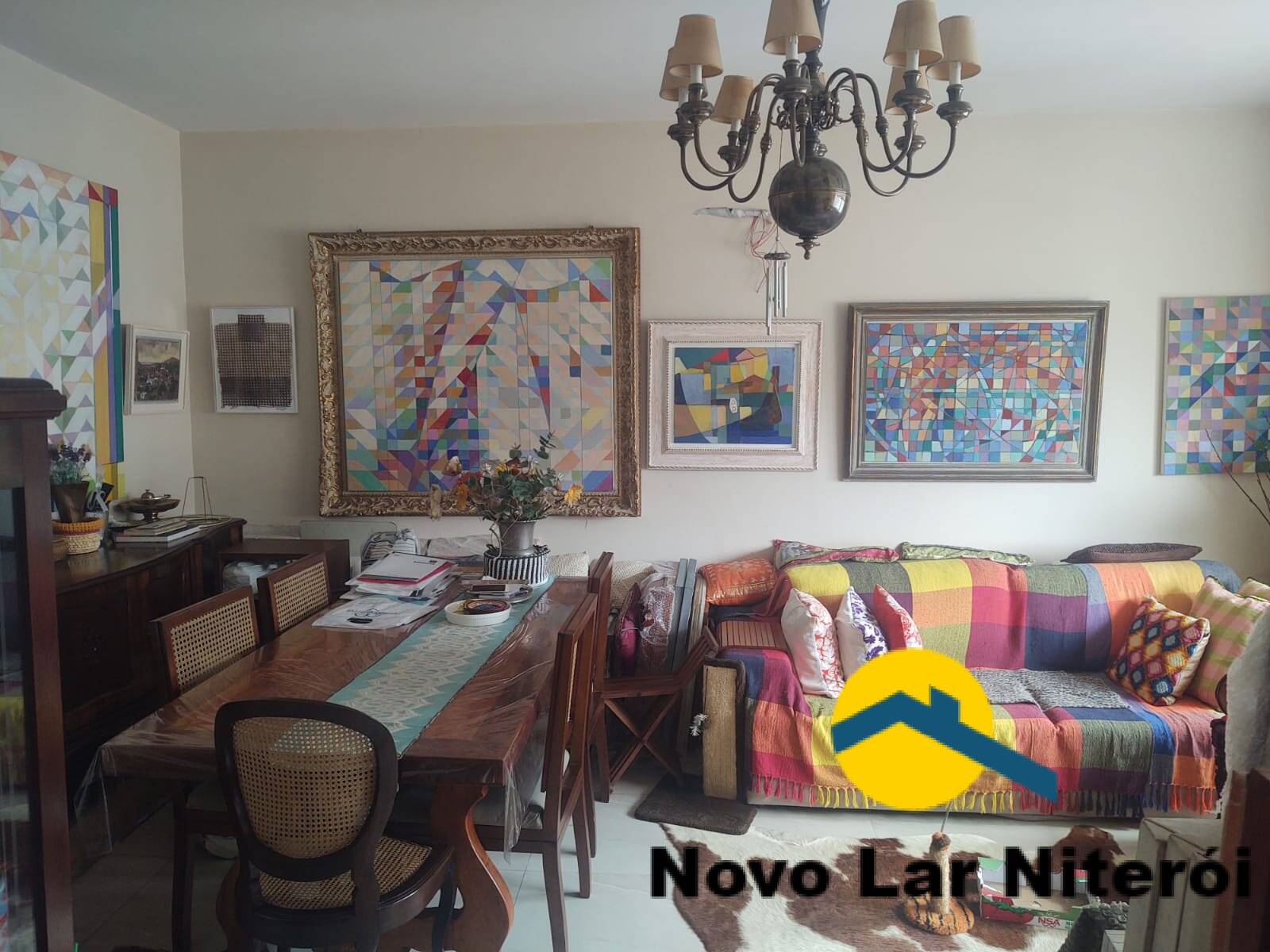 Apartamento à venda com 3 quartos, 130m² - Foto 2