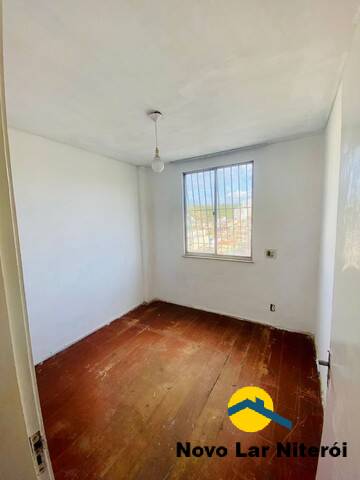 Apartamento à venda com 2 quartos, 60m² - Foto 2