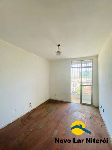 Apartamento à venda com 2 quartos, 60m² - Foto 1