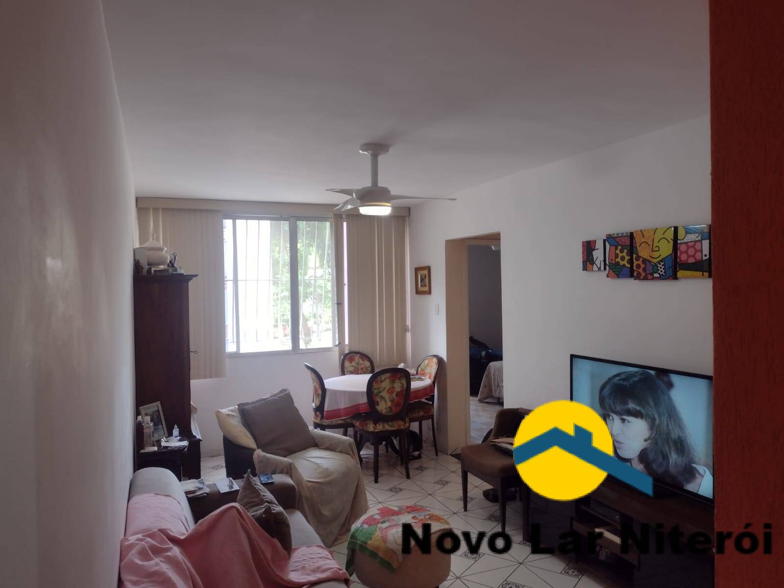 Apartamento à venda com 2 quartos, 72m² - Foto 1