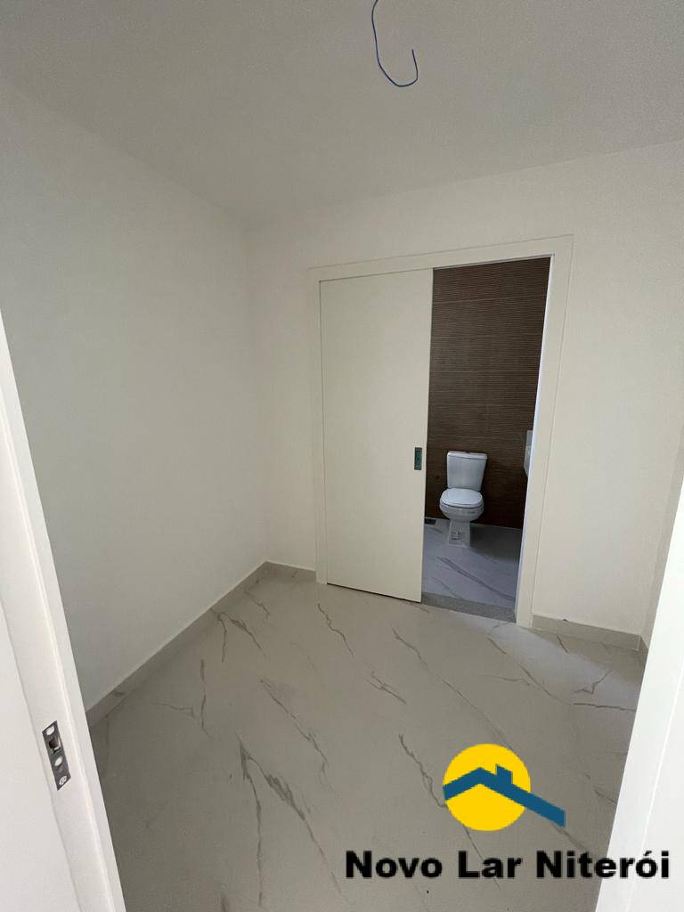 Casa à venda com 4 quartos, 177m² - Foto 16