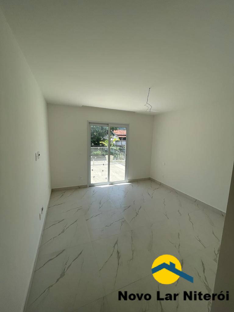 Casa à venda com 4 quartos, 177m² - Foto 18