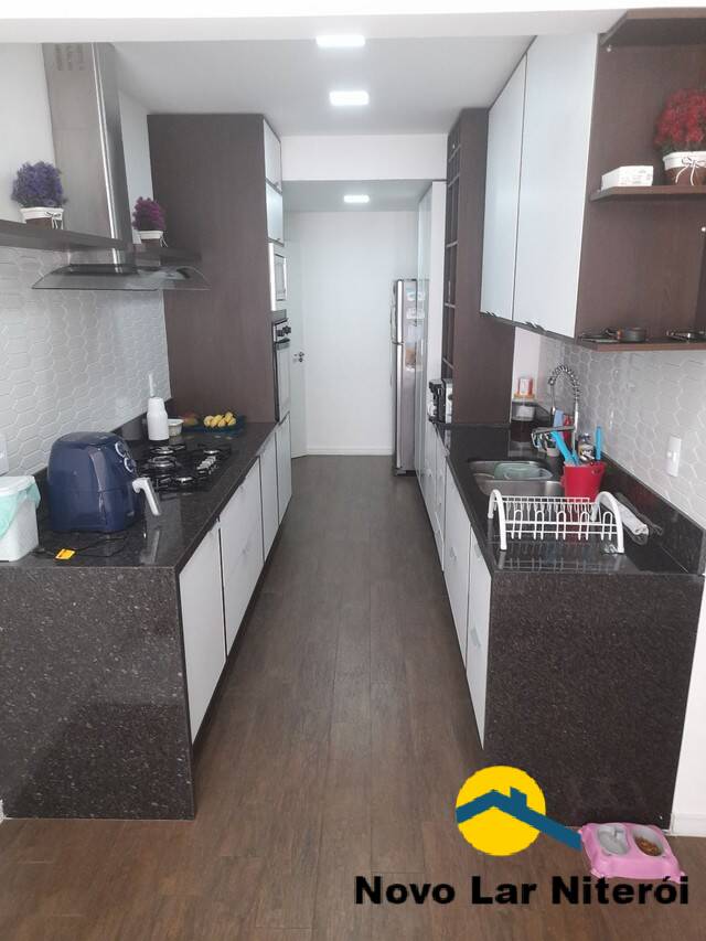 Apartamento à venda com 4 quartos, 210m² - Foto 13