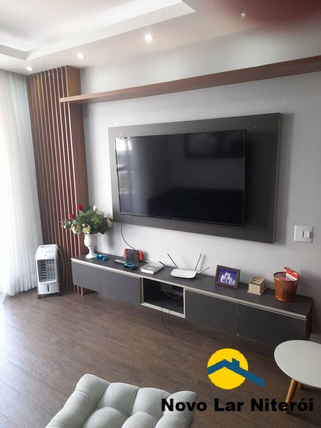 Apartamento à venda com 4 quartos, 210m² - Foto 2