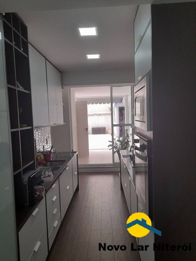 Apartamento à venda com 4 quartos, 210m² - Foto 14