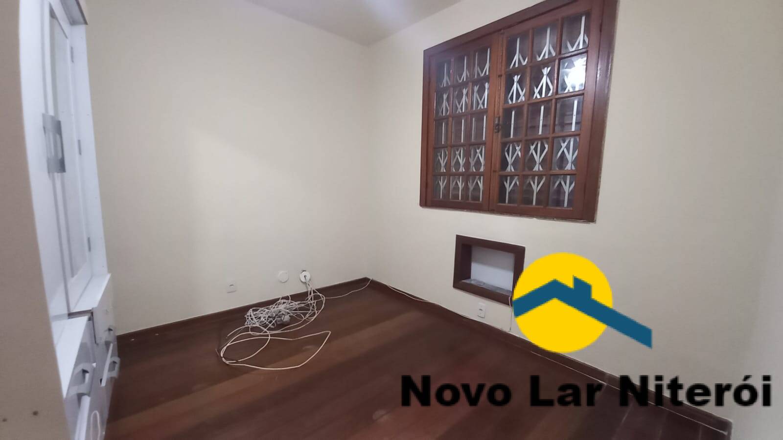 Casa à venda com 3 quartos, 170m² - Foto 9