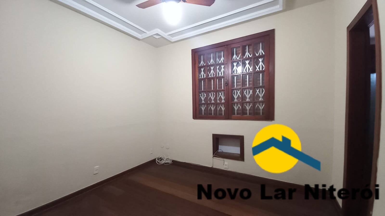 Casa à venda com 3 quartos, 170m² - Foto 11