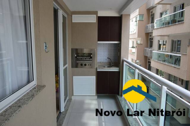 Apartamento à venda com 2 quartos, 70m² - Foto 2