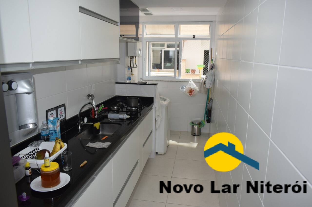 Apartamento à venda com 2 quartos, 70m² - Foto 12