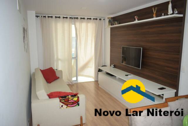 Apartamento à venda com 2 quartos, 70m² - Foto 1