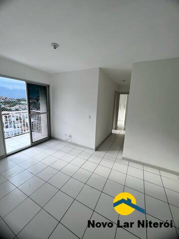 Apartamento à venda com 2 quartos, 65m² - Foto 1