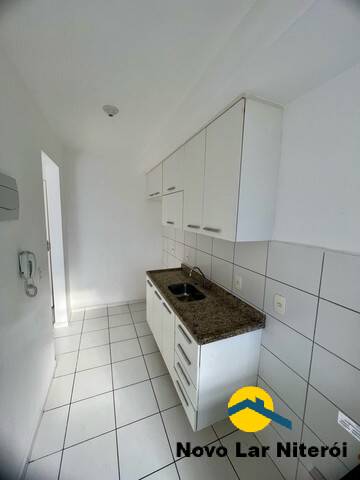 Apartamento à venda com 2 quartos, 65m² - Foto 9