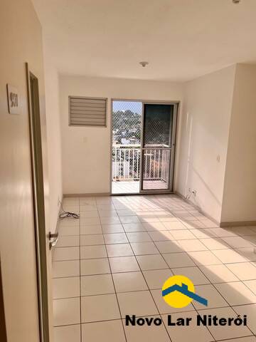 Apartamento à venda com 2 quartos, 65m² - Foto 3