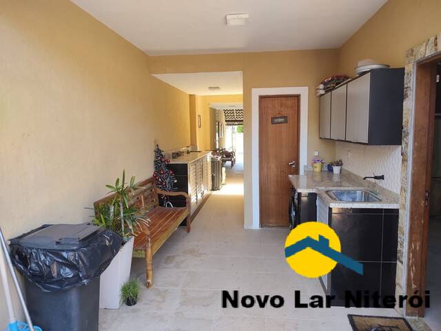 Casa à venda com 3 quartos, 200m² - Foto 16