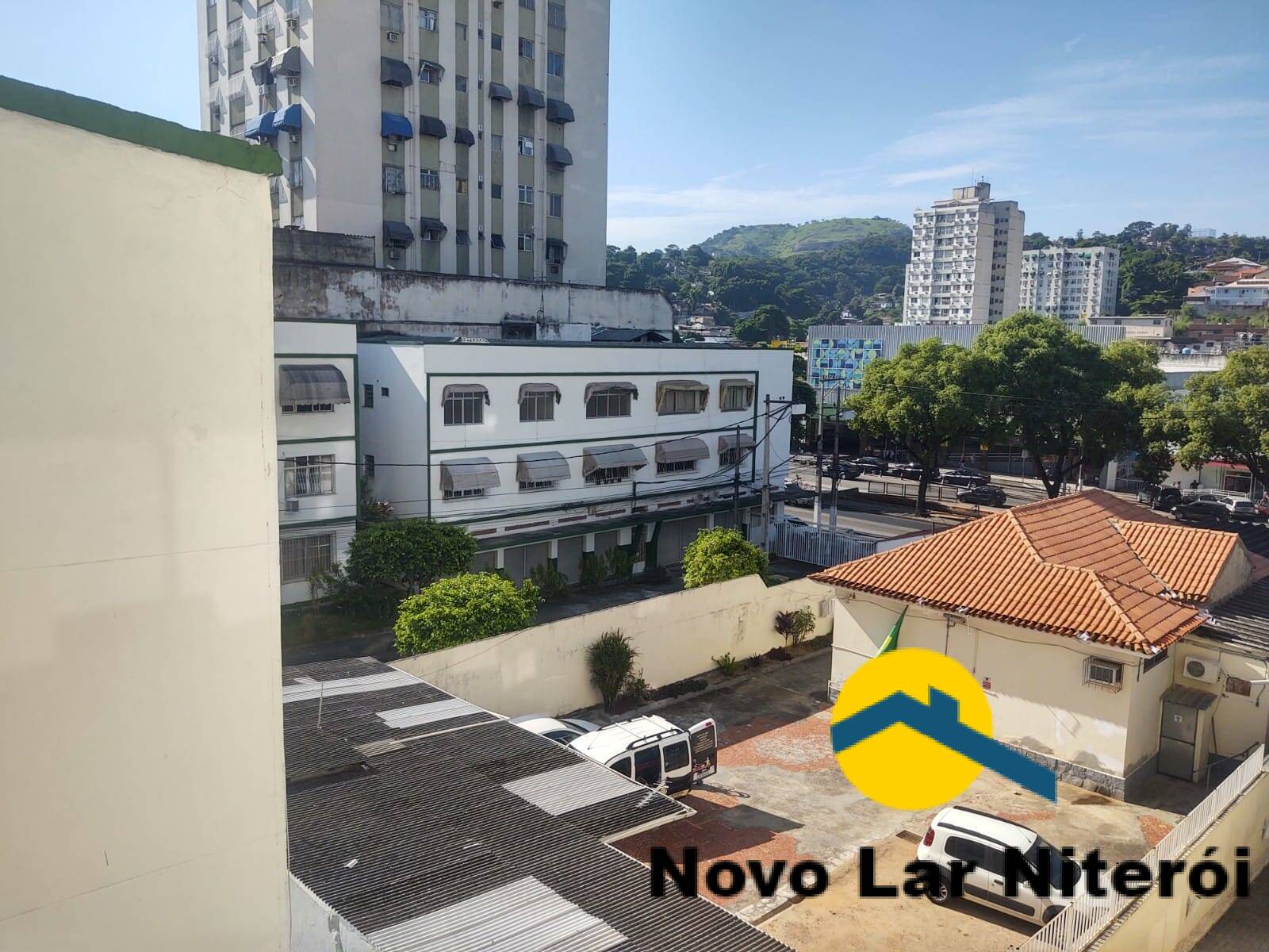 Apartamento à venda com 2 quartos, 60m² - Foto 14