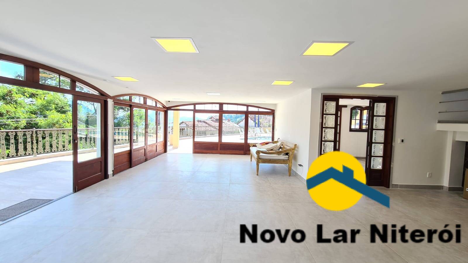 Casa à venda com 5 quartos, 480m² - Foto 2