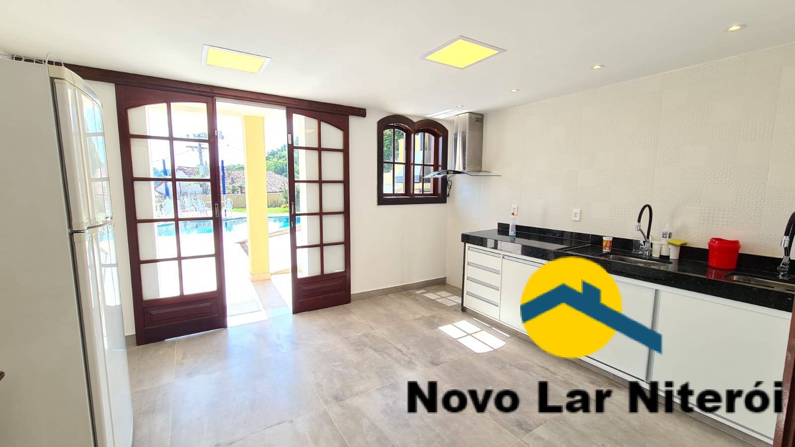 Casa à venda com 5 quartos, 480m² - Foto 16