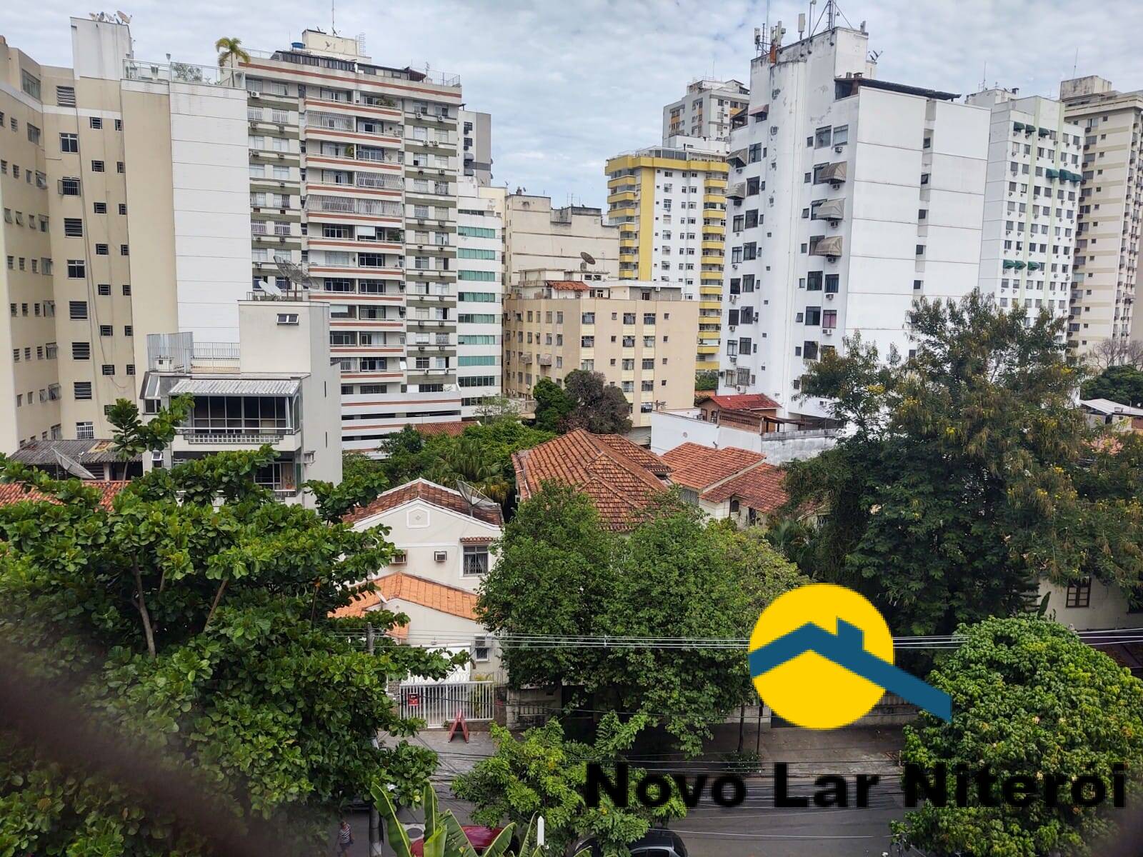 Apartamento à venda com 4 quartos, 180m² - Foto 32