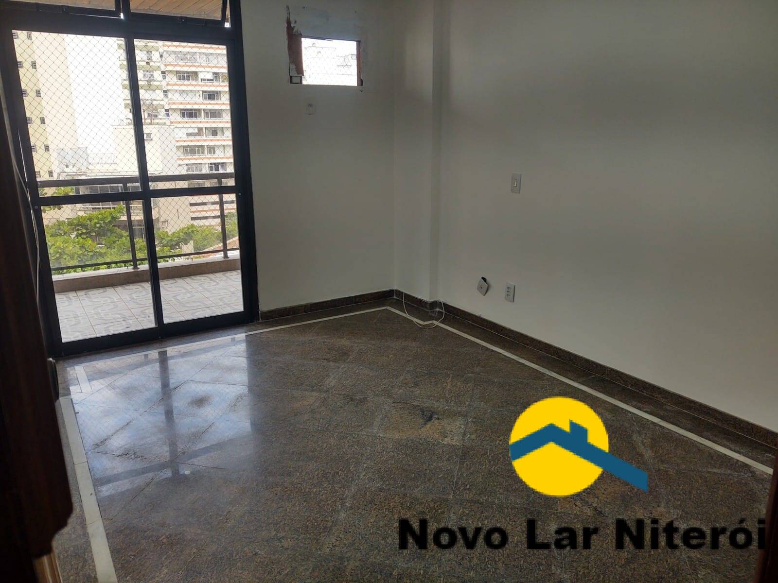 Apartamento à venda com 4 quartos, 180m² - Foto 24