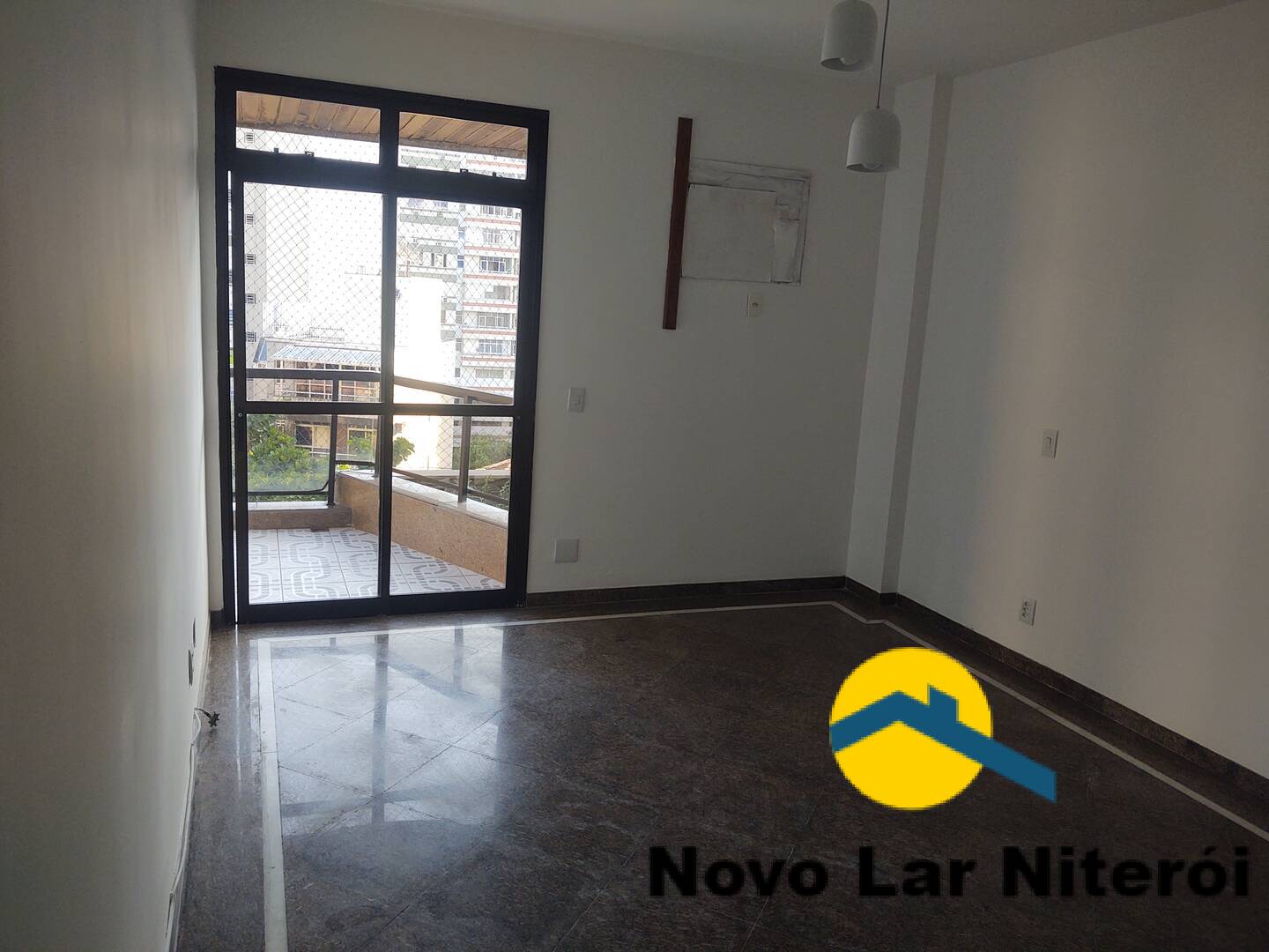 Apartamento à venda com 4 quartos, 180m² - Foto 14