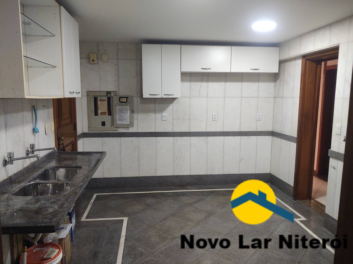 Apartamento à venda com 4 quartos, 180m² - Foto 40