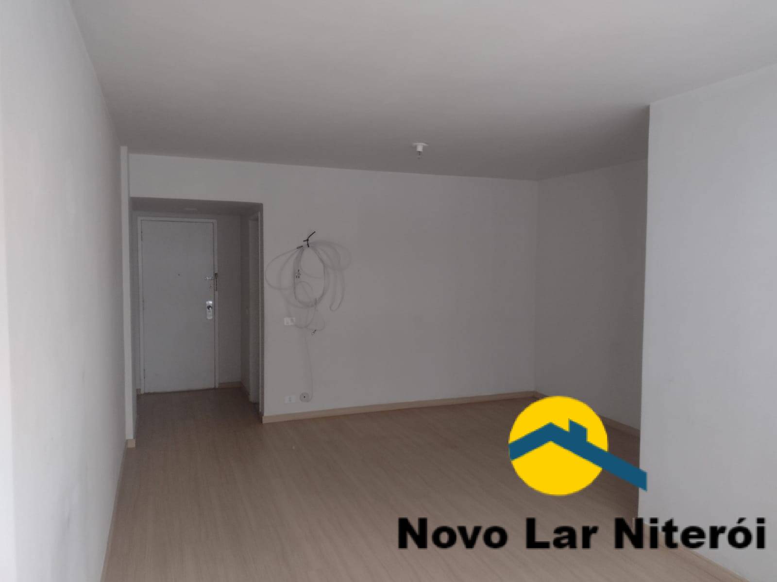 Apartamento à venda com 3 quartos, 110m² - Foto 3