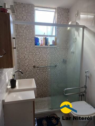 Apartamento à venda com 2 quartos, 75m² - Foto 3