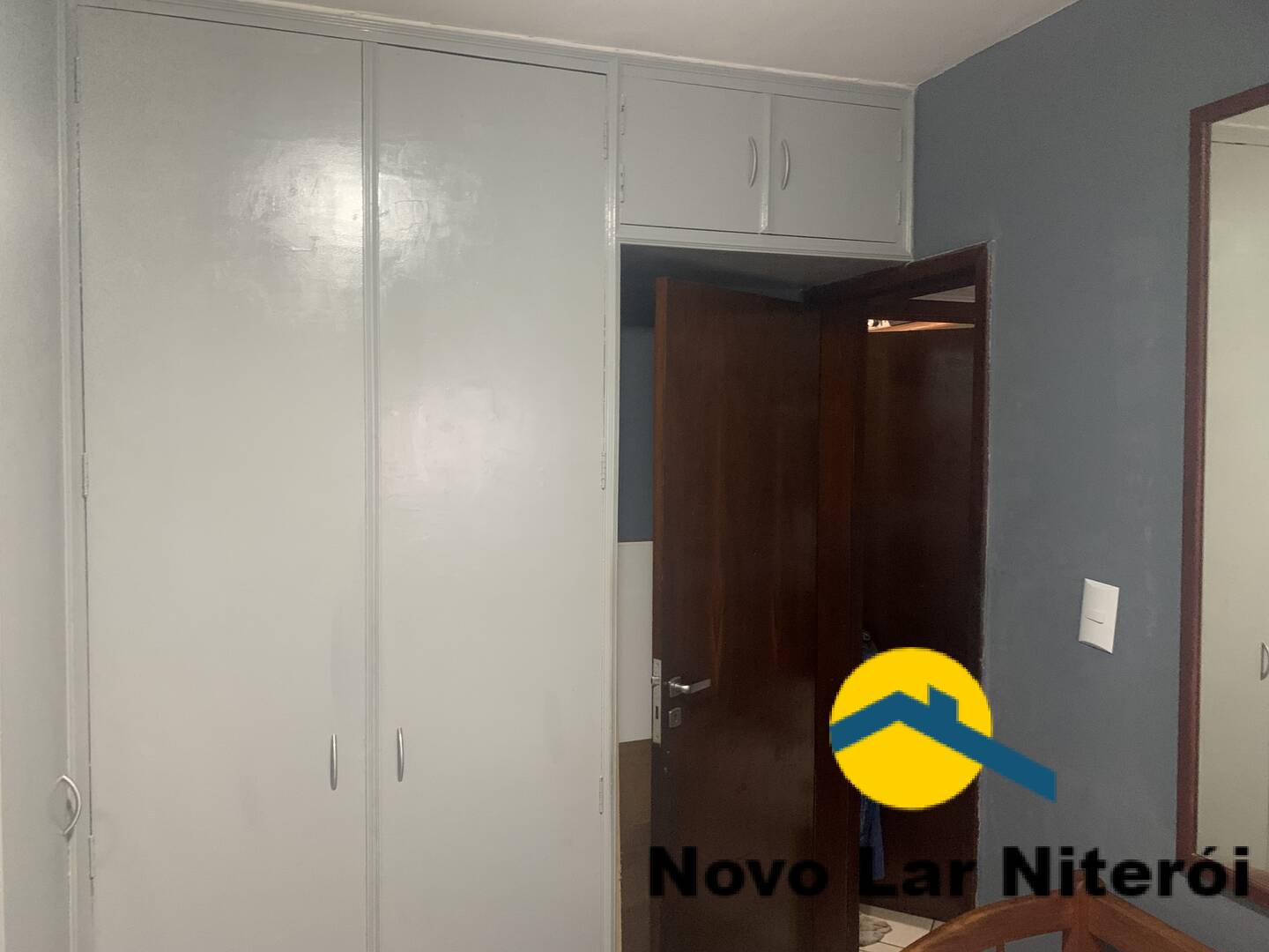 Apartamento à venda com 2 quartos, 60m² - Foto 2