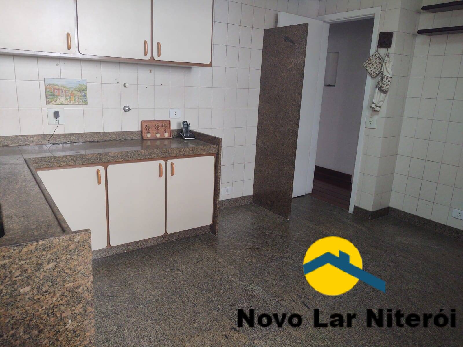 Apartamento à venda com 3 quartos, 140m² - Foto 26