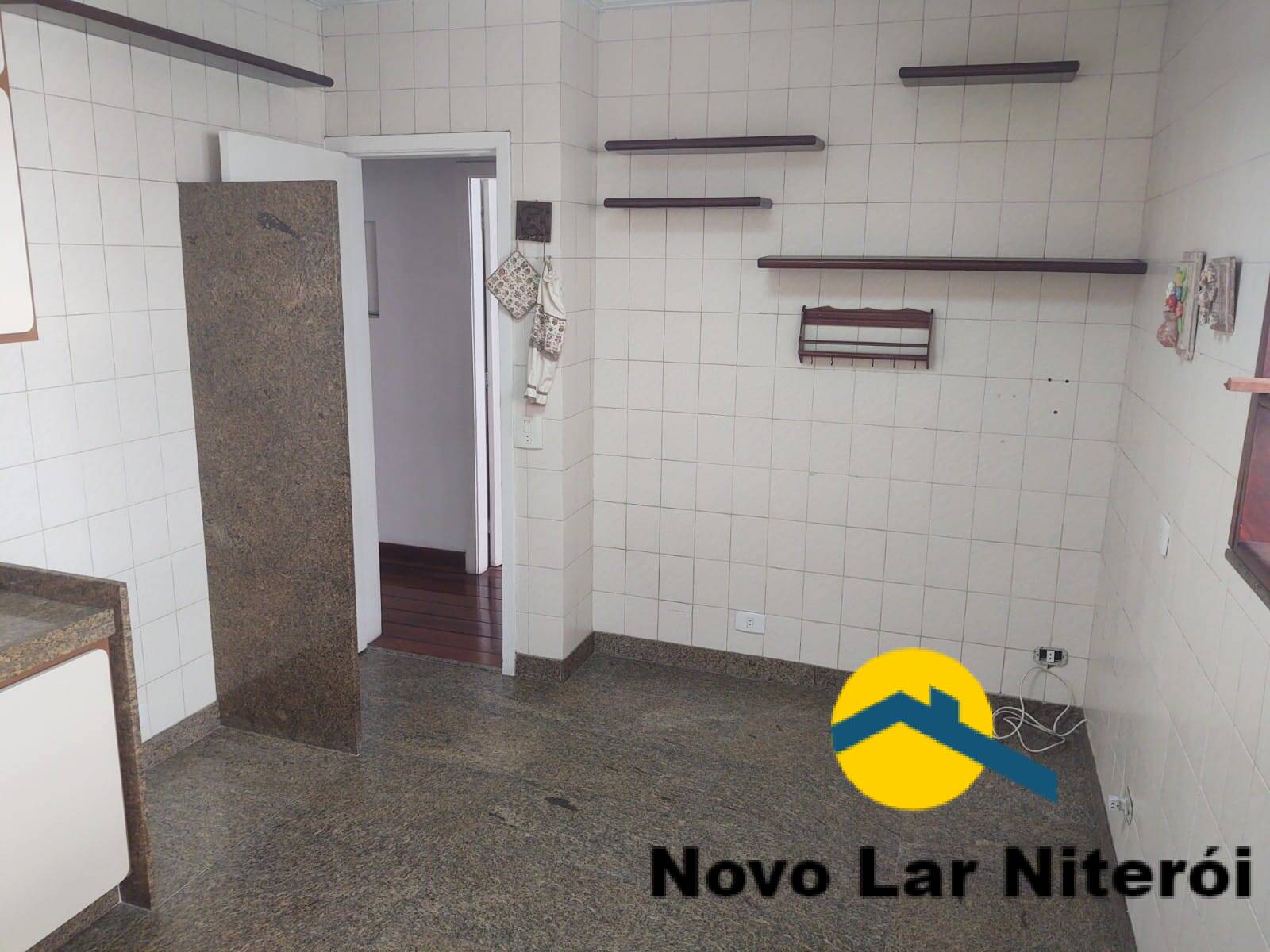 Apartamento à venda com 3 quartos, 140m² - Foto 27