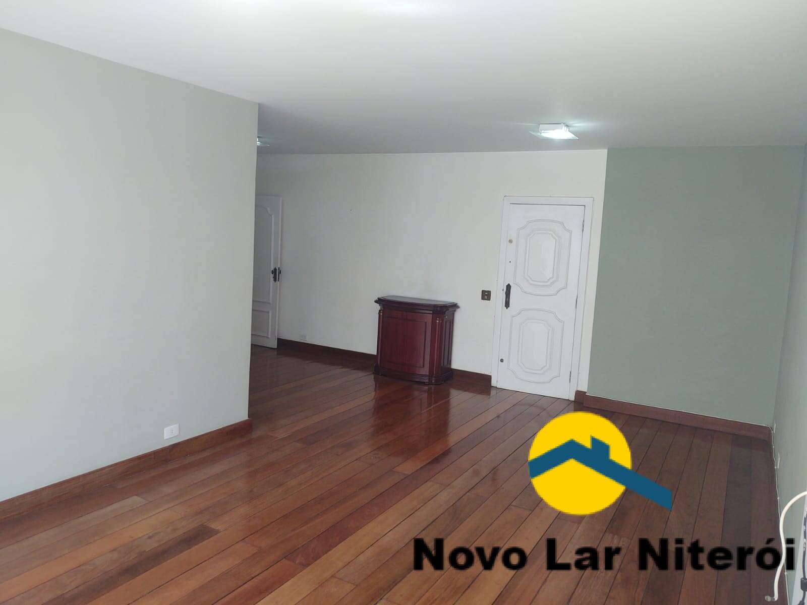 Apartamento à venda com 3 quartos, 140m² - Foto 6