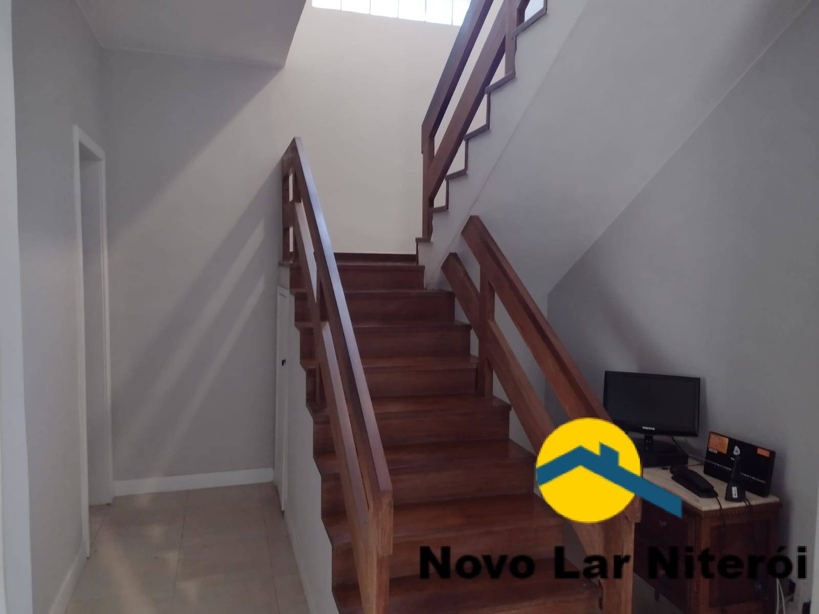 Casa à venda com 4 quartos, 360m² - Foto 12