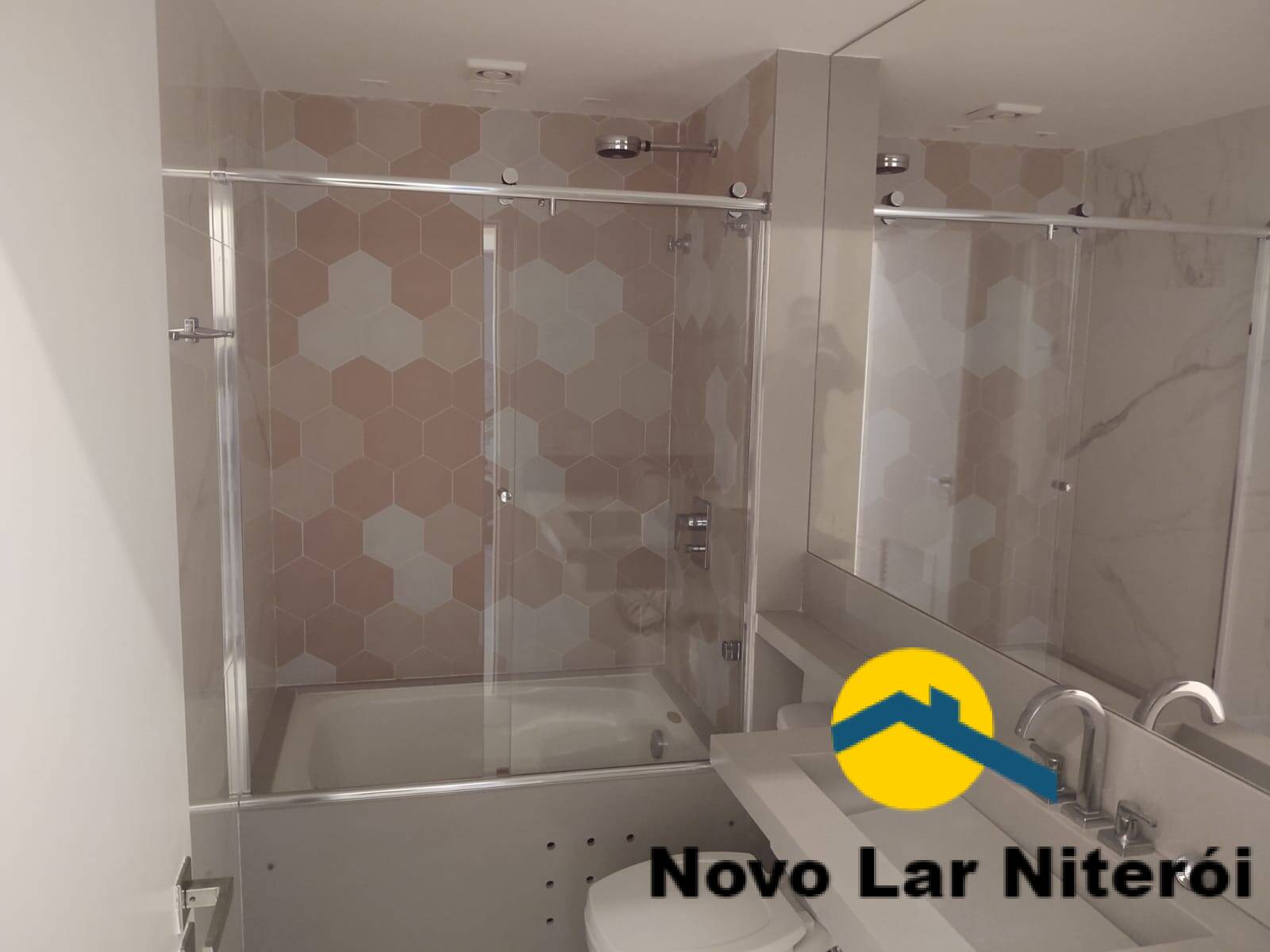 Apartamento à venda com 4 quartos, 140m² - Foto 18