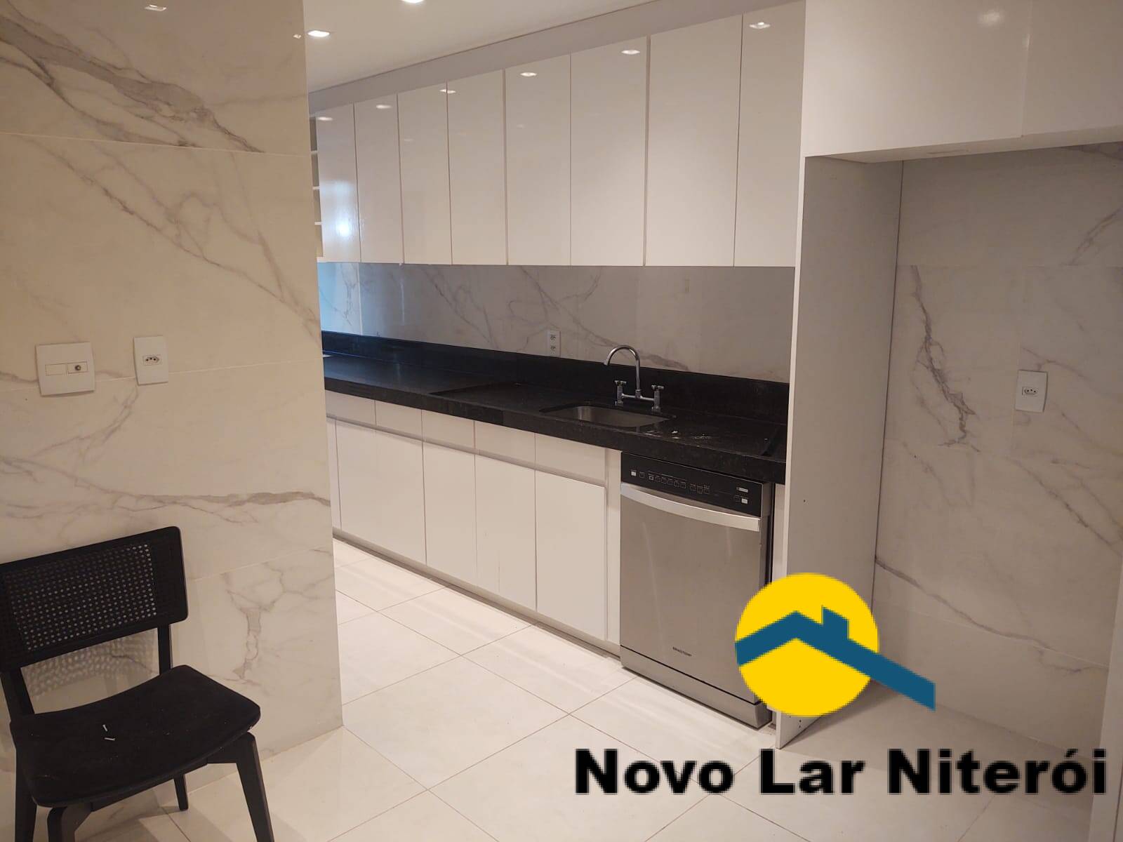 Apartamento à venda com 4 quartos, 140m² - Foto 33